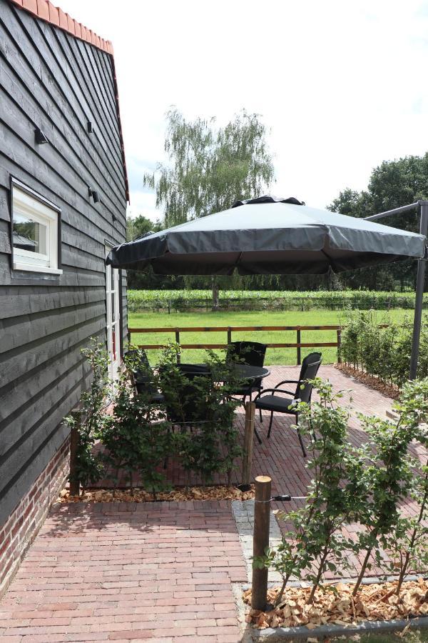 Met De Kippen Op Stok - Vakantiehuisjes Villa Baexem Exterior foto